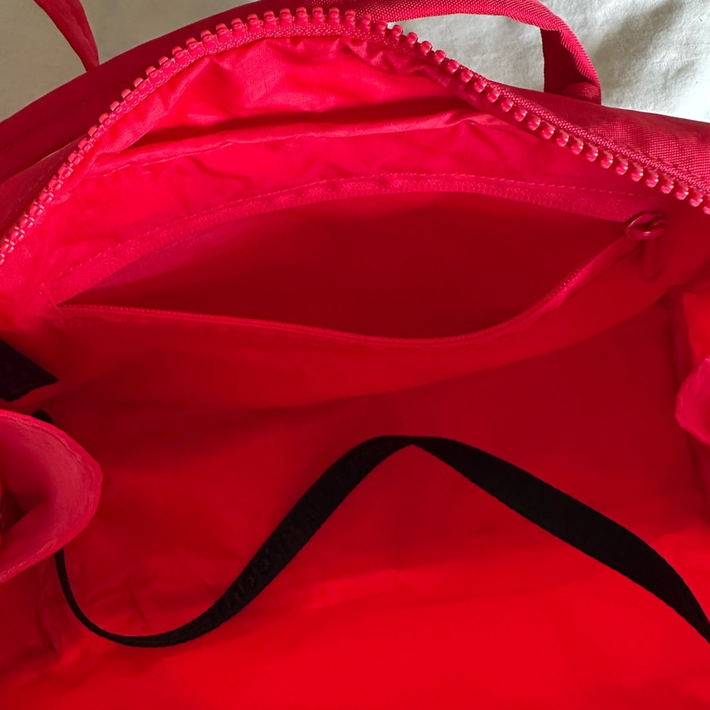 BAGGU Candy Apple Regular Bowler Bag - Picture 8 of 10